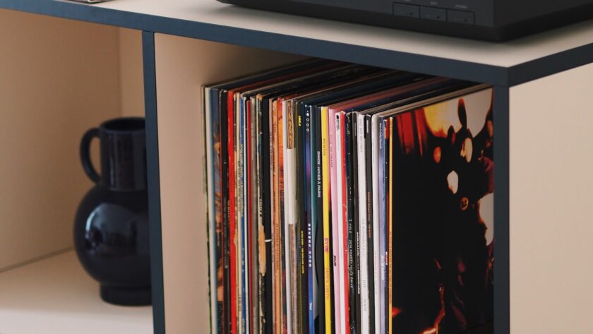 Le bois massif contre le contreplaqué : quel matériau choisir ?