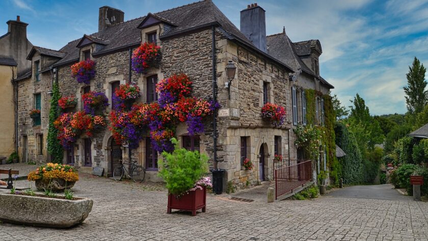 maison de poupéé en bois